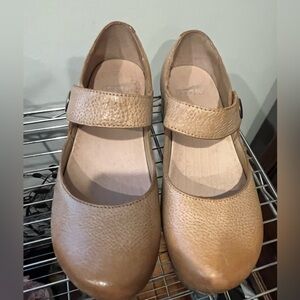 Dansko Beatrice Maryjanes size 38